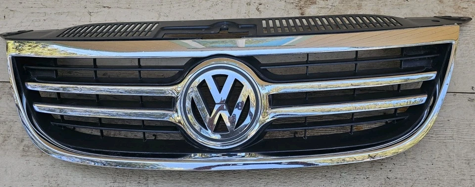 09 10 11 Tiguan Front Upper Bumper Grille Grill Mesh Panel Black Chrome OEM - Image 1 of 4