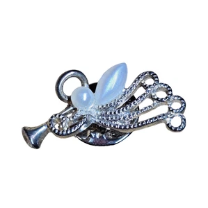 Broche prendedor ángel con cuerno vintage - Imagen 1 de 2