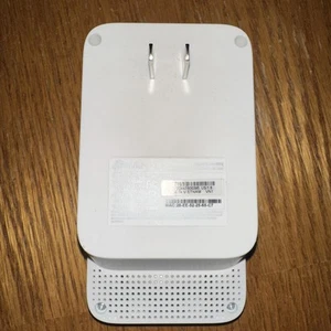 TP-LINK RE300  AC1200 WiFi Range Extender - Picture 1 of 3