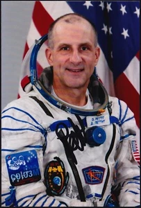 RUSSIE 2024 Soyouz MS-26 ingénieur de vol, astronaute américain Donald Pettit origine Signé - Photo 1/2