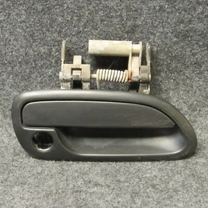 2001-2004 Outback & Legacy RH Front Exterior Outer Door Handle Black OEM 62889 - Picture 1 of 3