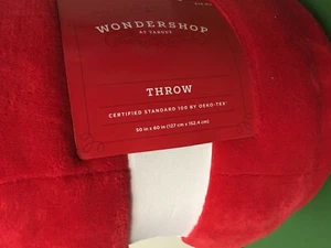 Wondershop Super Soft Red & White Throw Christmas 50x60 - Picture 1 of 3