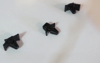 Maytag Dryer MEDE500VW1: Bulkhead Tie Clips Set (3391018 / WP3391018) (P5655) - Image 1 of 4