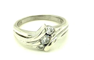 925 sterling silver moissanite ring - Picture 1 of 7