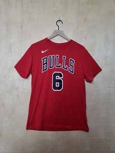  Herren Large Nike Chicago Bulls Shirt Rot Alex Caruso The Nike Tee - Bild 1 von 6