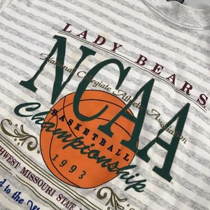 Rare VTG Southwest Missouri State Lady Bears Final Four 1993 Sweatshirt Great - Picture 1 of 15