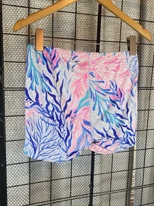 Lilly Pulitzer Luxletic UPF 50+ sink or swim Active SHORTS SIZE M - Picture 1 of 5
