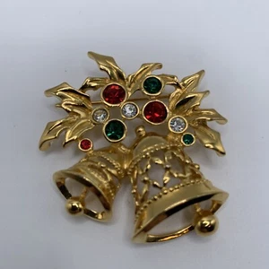 Avon glänzend goldfarben Glocke Stechpalmenform grün rot Strass Brosche Anstecknadel Weihnachten - Bild 1 von 3