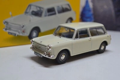 LLEDO VANGUARDS - AUSTIN 1300 ESTATE - 1:43 SCALE MODEL CAR VA56000 - Image 1 of 4