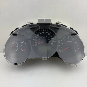Speedometer Instrument Cluster Dash Panel Gauges 08 Subaru Forester - Picture 1 of 11