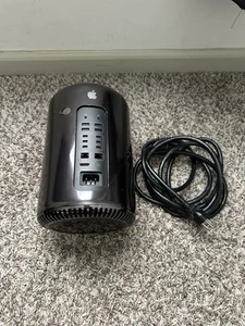 Apple Mac Pro 6-Core Intel Xeon E5 3,5 GHz 16 GB RAM 2013 - Bild 1 von 9