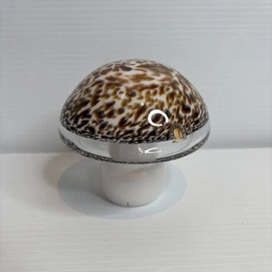 WEDGWOOD Vintage Art Glass Mushroom Paper Weight Brown & White Made In England - Picture 1 of 15