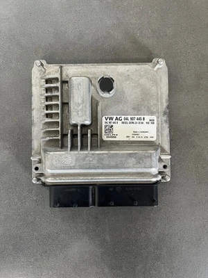 VW GOLF MK 7 VII ENGINE ECU COMPUTER UNIT 1.6 DIESEL  2016 YEAR 04L907445B - Image 1 of 3