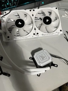Corsair iCUE H100i ELITE CAPELLIX Liquid CPU Kühler — Weiß - Bild 1 von 11