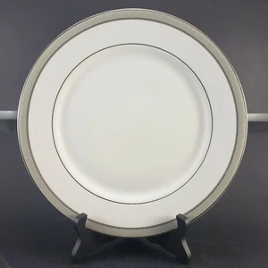Mikasa Platinum Crown Fine China L3428 Dinner Plate 10.75" Vintage Thailand - Picture 1 of 7