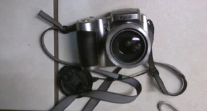 Kodak EasyShare Z740 5.0MP Digital Camera - Silver - FOR REPAIR OR PARTS ONLY - Picture 1 of 1