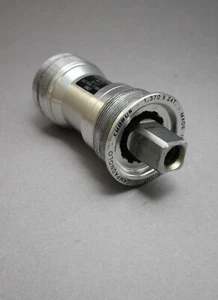 Campagnolo Chorus Bottom Bracket / BSA 1.370"x24 / 102 mm / 220g / like Record - Picture 1 of 11