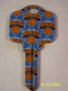NEW YORK KNICKS KWIKSET KW1 HOUSE KEY BLANK - Picture 1 of 1
