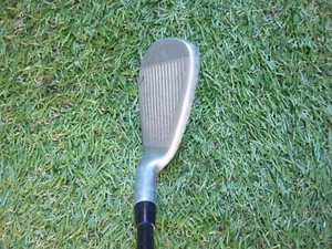 Slazenger Ikon Junior Graphite shaft 5 iron - Picture 1 of 9