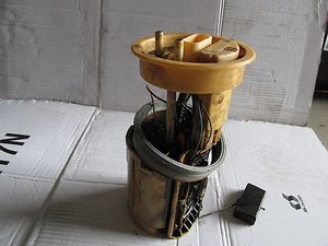 Pompa carburante pompa di prealimentazione diesel VW T5 7H0919050 - Foto 1 di 1