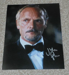 JULIAN GLOVER - JAMES BOND- - 10x8  PHOTO SIGNED (24) - Picture 1 of 3