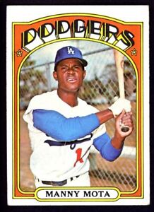 1972 Topps #596 Manny Mota - Los Angeles Dodgers - EXMT - ID099