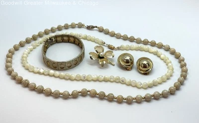 Vintage & Mod Gold Tone Jasper Faux Pearl & Lucite Jewelry 115.3g - Image 1 of 4