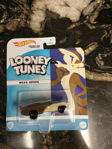 HOT WHEELS CHARACTER CARS LOONEY TUNES WILE E COYOTE CARS Cover