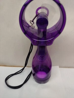 Ventilador de nebulización de agua portátil O2COOL Deluxe portátil PÚRPURA alimentado por batería Foto 1 de 4