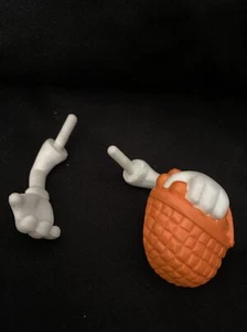 VINTAGE 1989 PLAYSKOOL MR. Potato Head Set Of arms one holding orange basket - Picture 1 of 3
