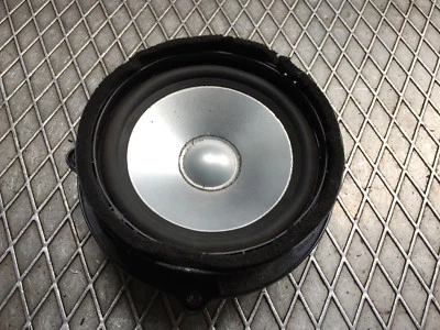 ALTAVOZ PUERTA LAND ROVER DISCOVERY 3 LR3 2.7 TDV6 2007 XQM500310 PIEZAS DE FRENO Foto 1 de 4