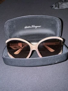 salvatore ferragamo sunglasses women - Picture 1 of 5