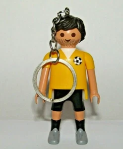 Playmobil Soccer football Referee Keychain - SCHIEDSRICHTER - 2 - Picture 1 of 4