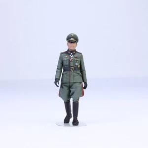 PreSale German Commander Officer WW2 1:35 Pro Built Model - Picture 1 of 9