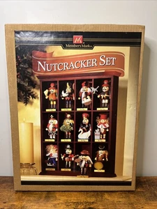 12 Days of Christmas Nussknacker Set mit Display Regal von Members Mark mit Box - Bild 1 von 3