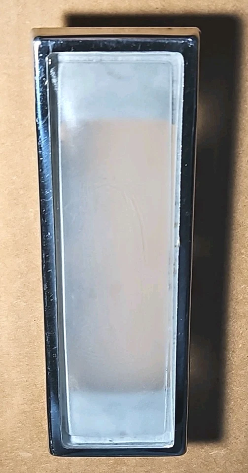 Bisel de luz domo interior de cortesía Packard 1950-56 y lente usado Foto 1 de 4