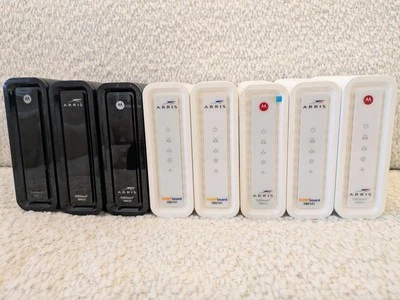LOT OF 8 - 5  ARRIS SURFBOARD SB6141  and 3 SB6121 CABLE MODEM Tested Working - Image 1 of 3