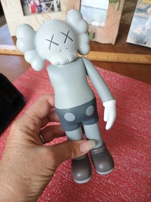 Damaged For Parts Kaws Companion Flayed Open Edition Medicom Toy Grey - Image 1 of 4