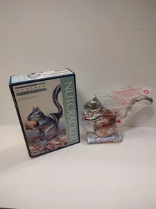 RSVP Nutty Squirrel Heavy Duty Cast Aluminum Nutcracker - Picture 1 of 6