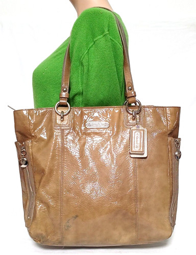 BORSA A TRACOLLA COACH GALLERY NORTH SOUTH IN PELLE VERNICIATA Z33013