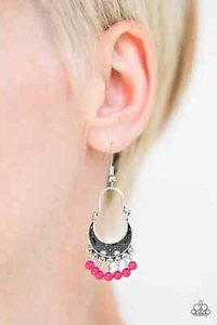 Paparazzi: Hopelessly Houston - Pink Earrings - Picture 1 of 2