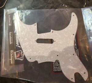 WD Music FENDER® Squier '51 VM Pickguard 4 Ply White Pearloid 2013-2017 Version - Picture 1 of 10