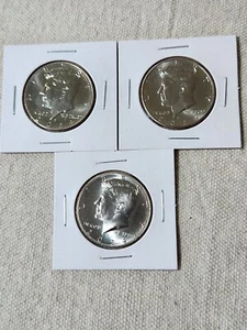 3 Stempelglanz 2024 D oder P Kennedy 50 Cent Stücke aus US Mint Tasche. SCHÖN-BU! - Bild 1 von 7