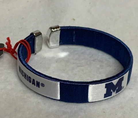 Michigan Wolverines Fan Bracelet By Siskiyou Sports Cover