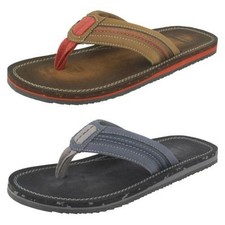 clarks mens leather flip flops