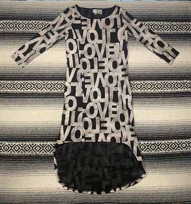 Vestido Disney D Firmado Alto Bajo AOP LOVE Adolescentes Niñas Adolescentes XL Negro Manga 3/4 Foto 1 de 4