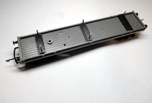 OO TRIANG BOGIE BOLSTER WAGON R110 1967-71 VINTAGE Model Railways UK made VGC 6 - Picture 1 of 5