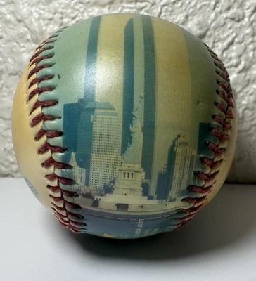 Vintage New York Skyline Twin towers United We Stand souvenir baseball Ball - Image 1 of 4