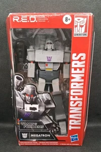 Transformers R.E.D. Megatron Walmart Exclusive  - Bild 1 von 8