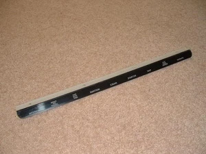 Jaguar E Type Series 1, Mk2, V8 250 Dash Legend tira RHD   - Imagen 1 de 2